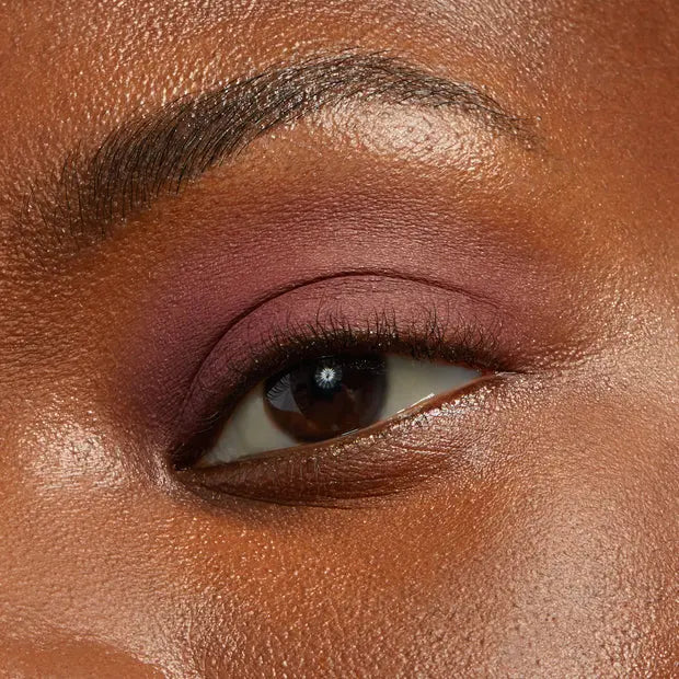 🎨Soft Glam Creamy Eyeshadow Stick – Long-Lasting & Blendable✨